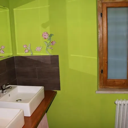 Salvia E Rosmarino Bed & Breakfast Gubbio
